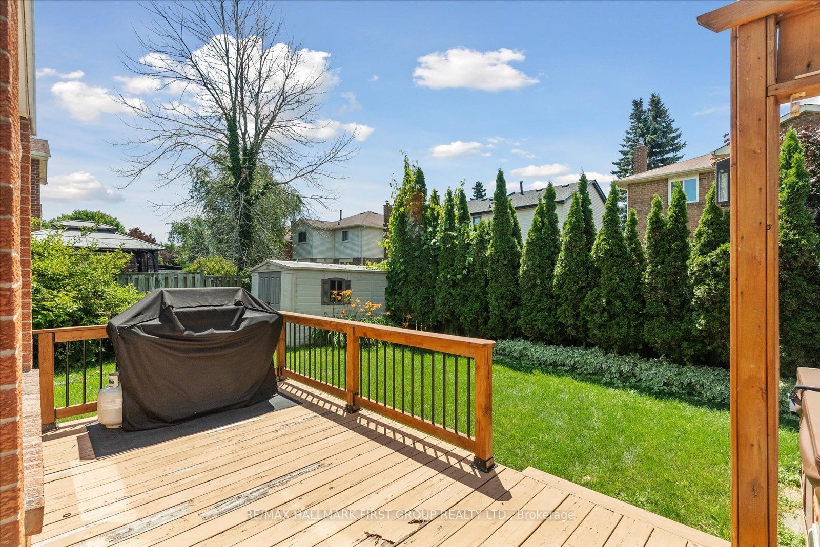 19 Farrow Cres