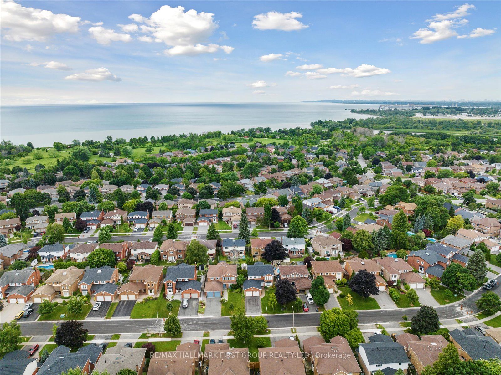 19 Farrow Cres