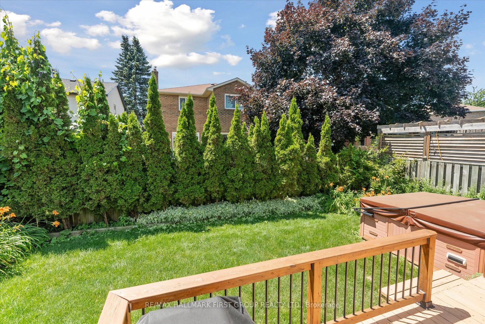 19 Farrow Cres