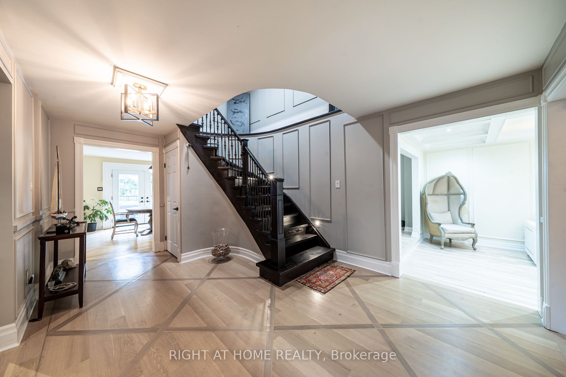 79 Kearney Dr