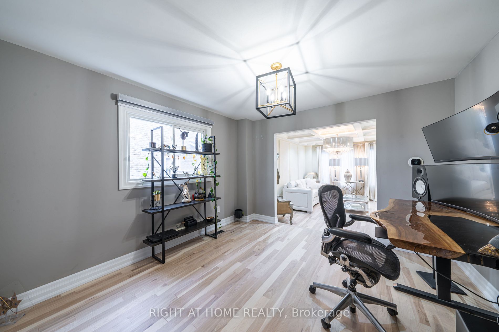 79 Kearney Dr