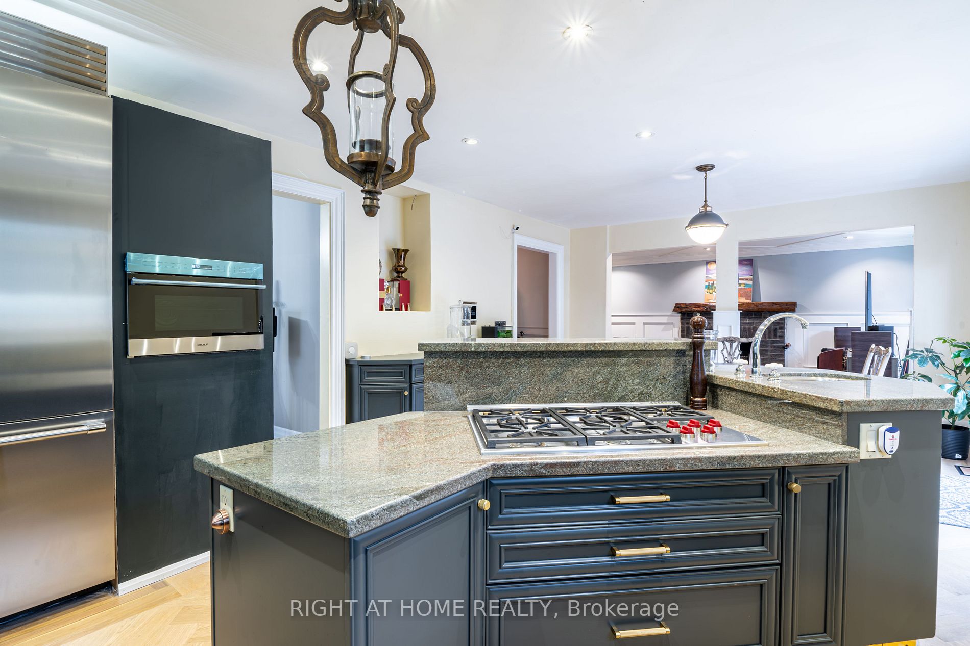 79 Kearney Dr