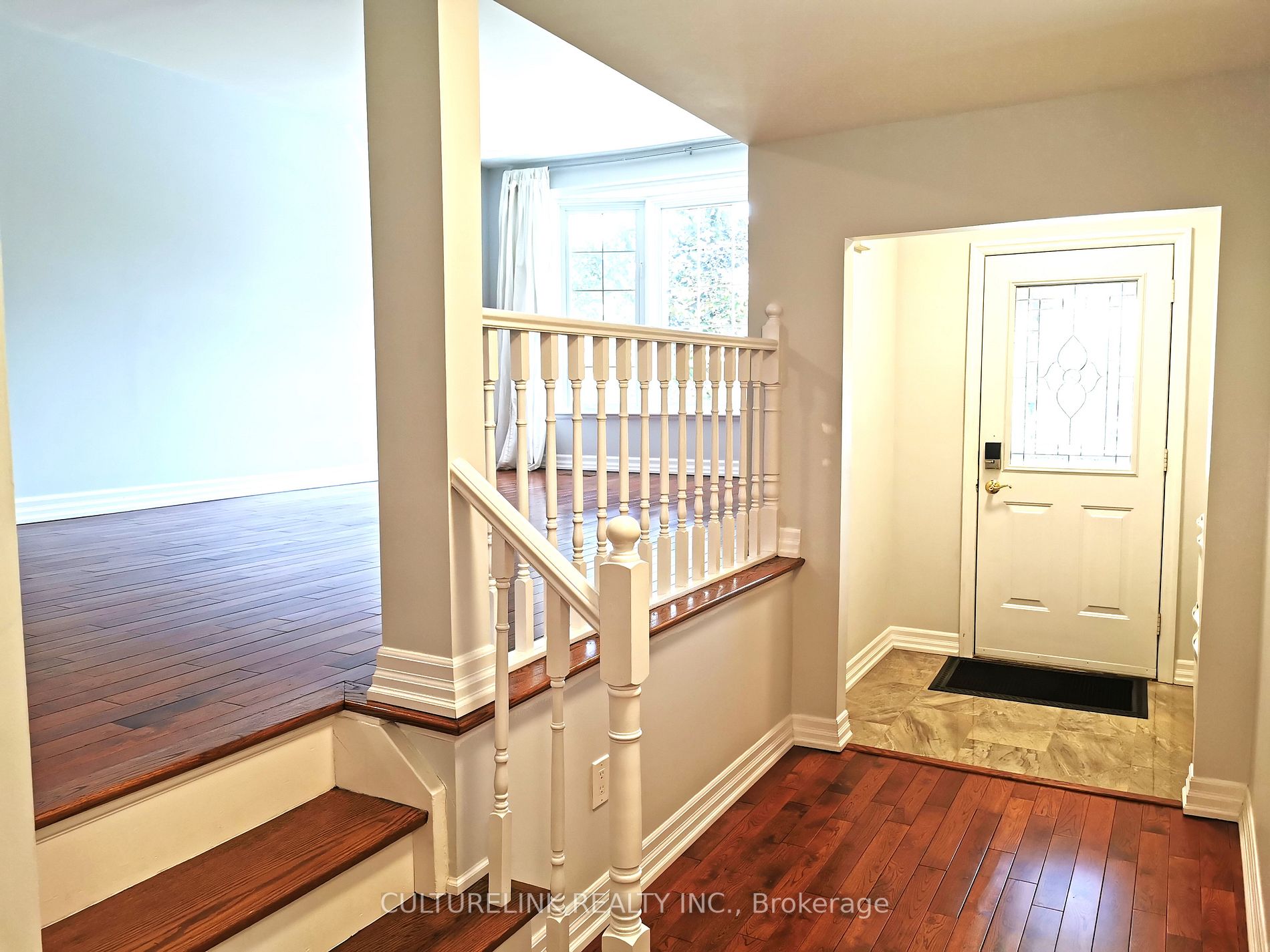 6 Blueberry Dr