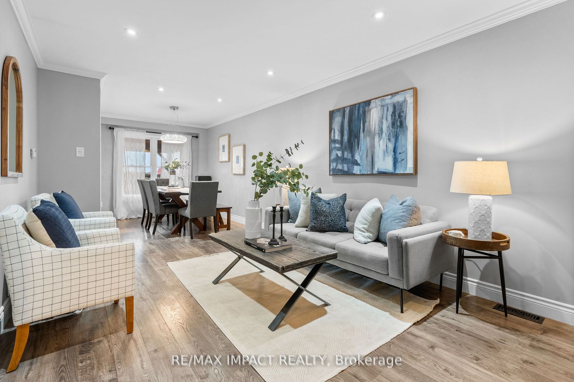 61 Champine Sq