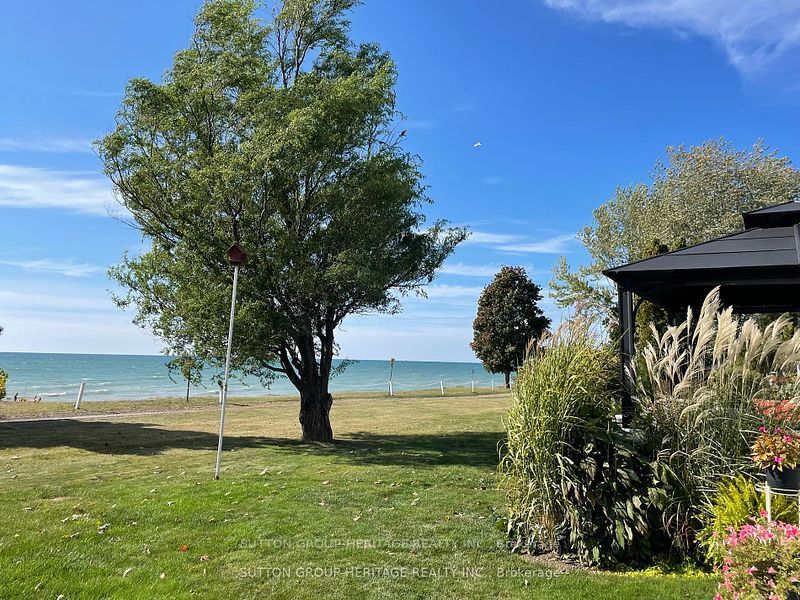 73 Bluffs Rd