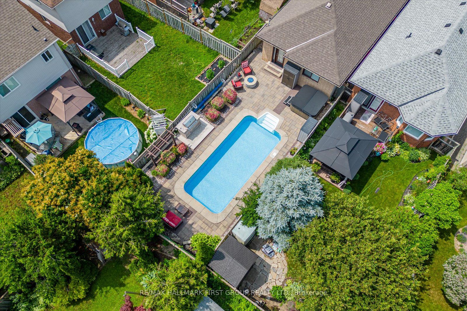 21 Hogan Cres
