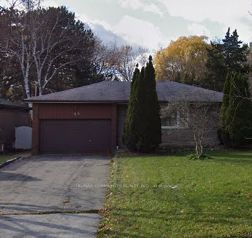 740 Meadowvale Rd