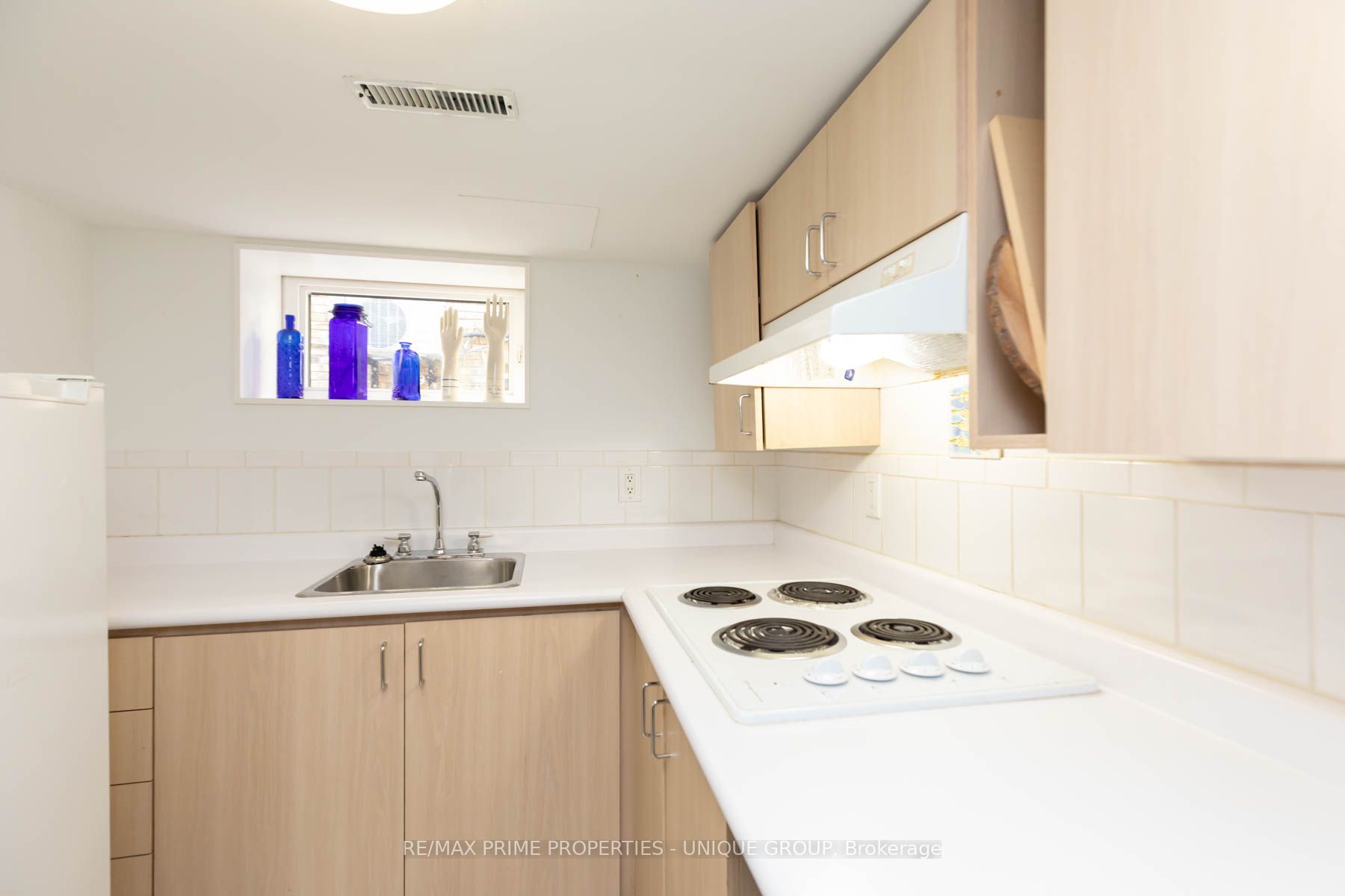 103 Neville Park Blvd, #Lower