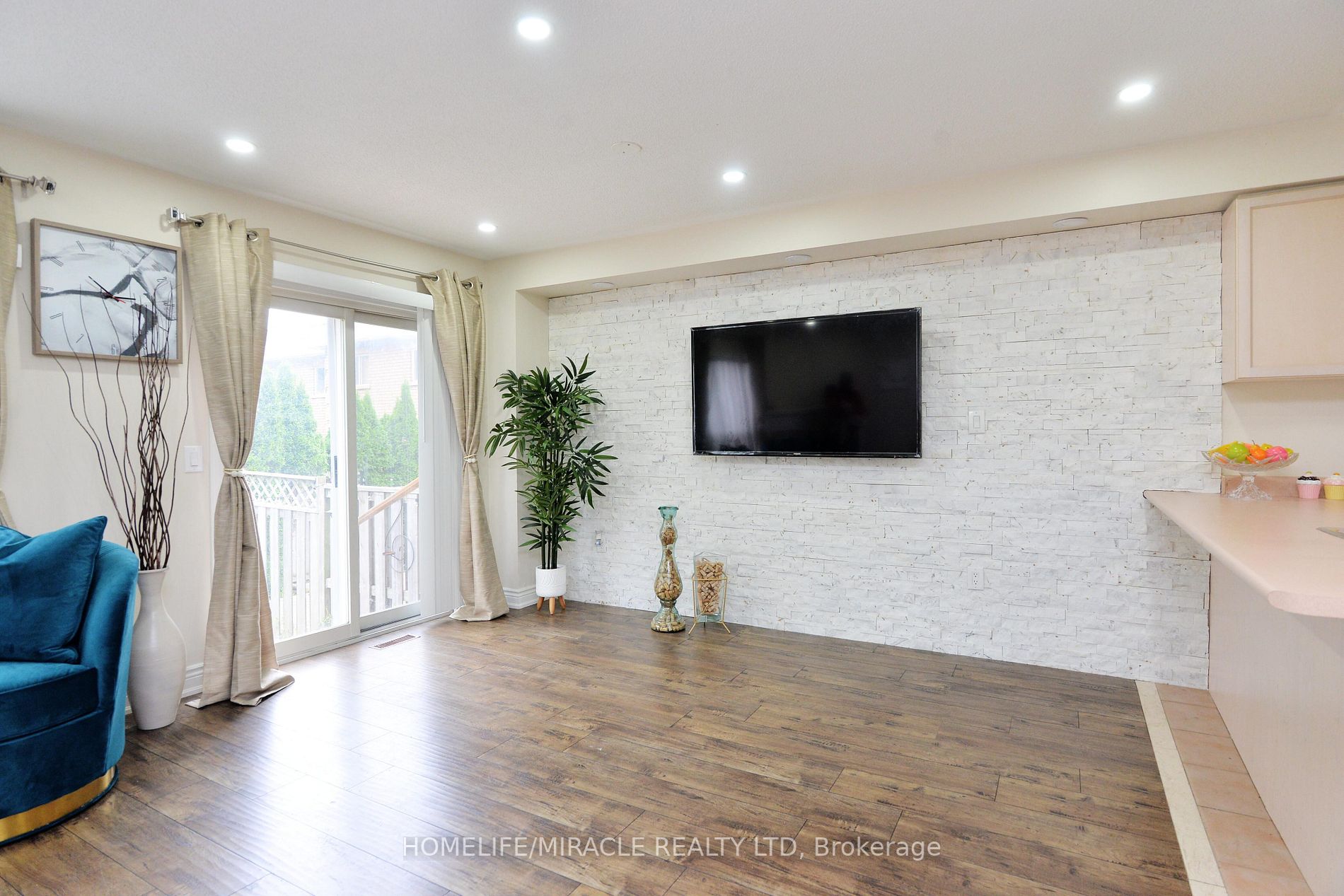 13 Ingold Lane, #23