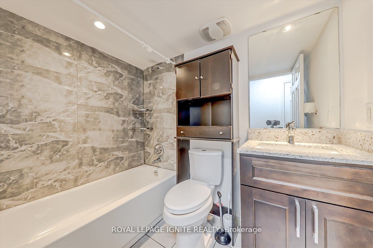 8 Fairwood Cres, #123