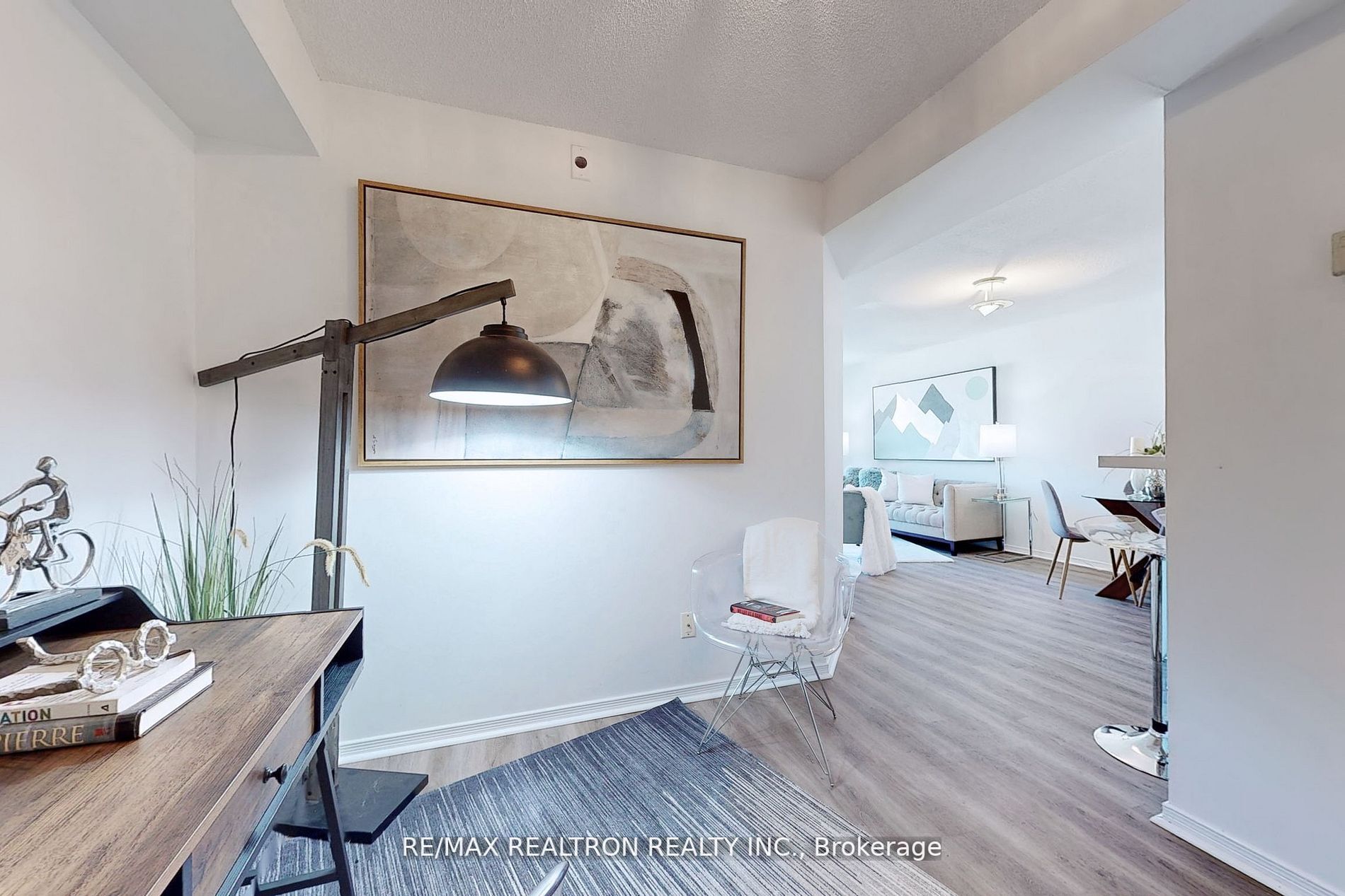 1765 Queen St E, #306