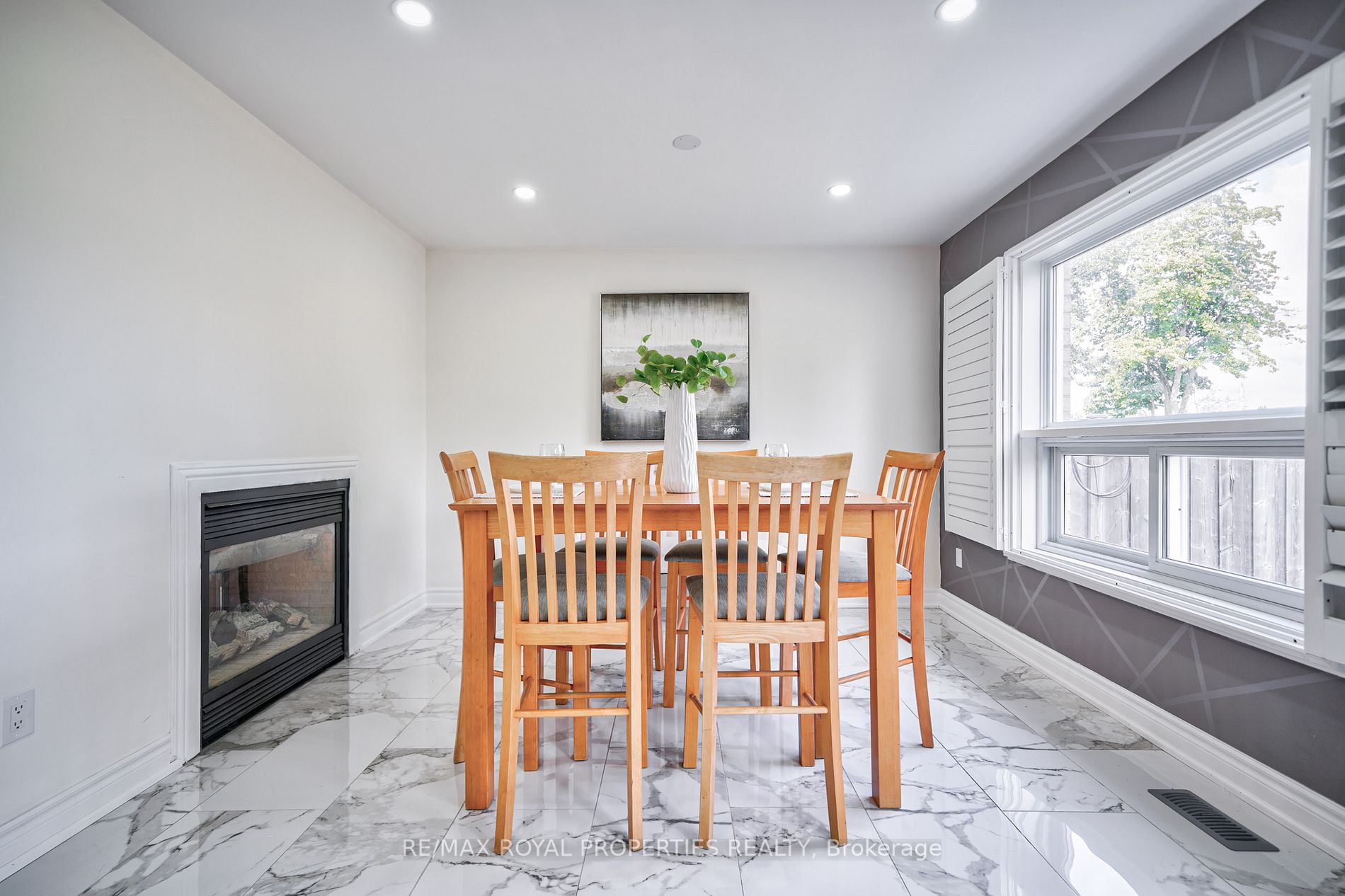 26 Dali Crescent