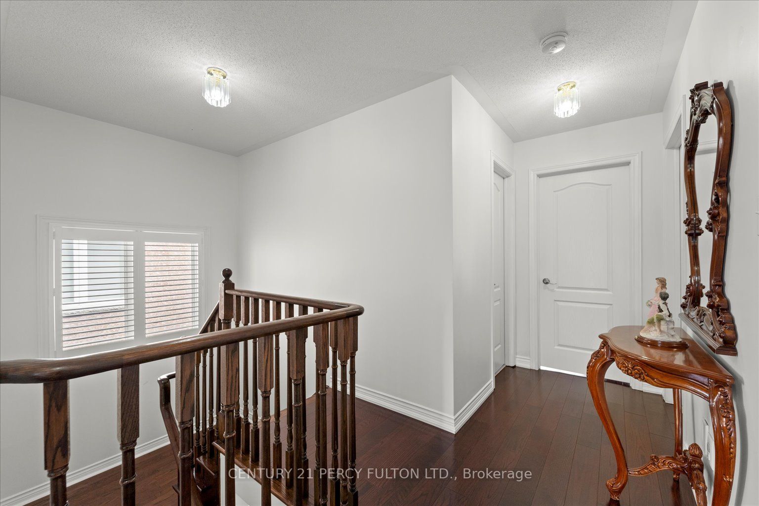 17 Chatterson St