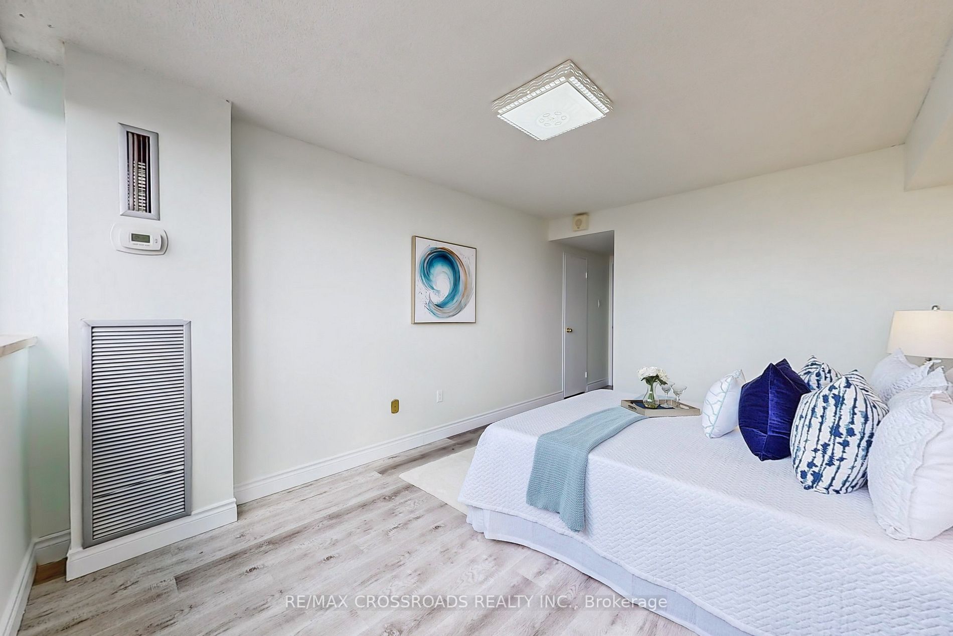 25 Silver Springs Blvd, #1601
