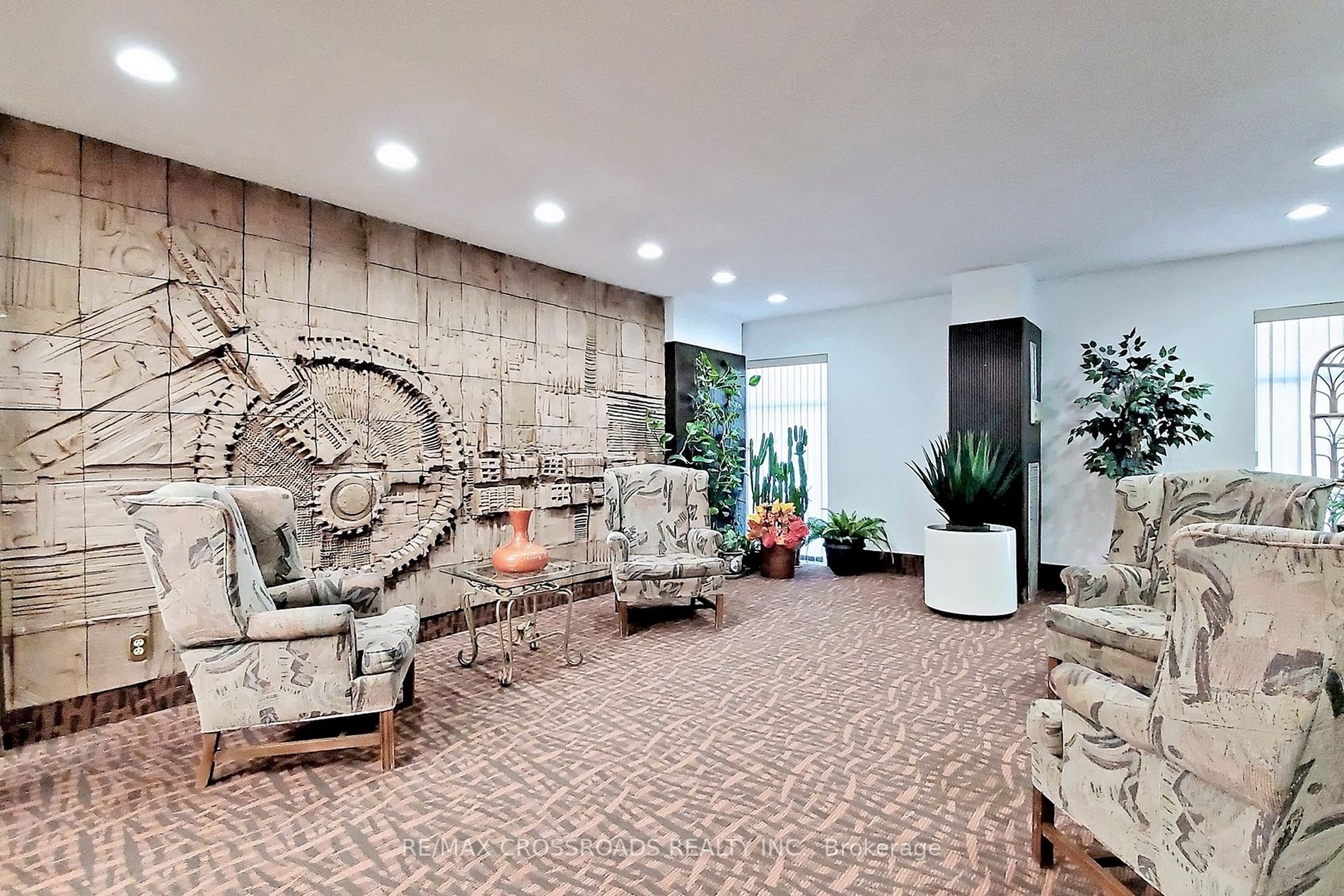 25 Silver Springs Blvd, #1601