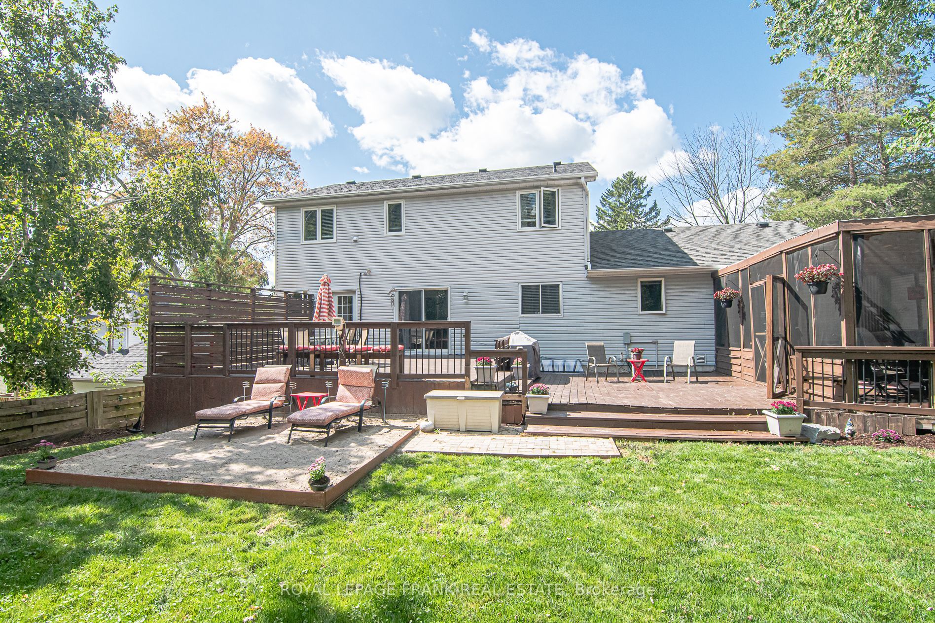 63 Mill St