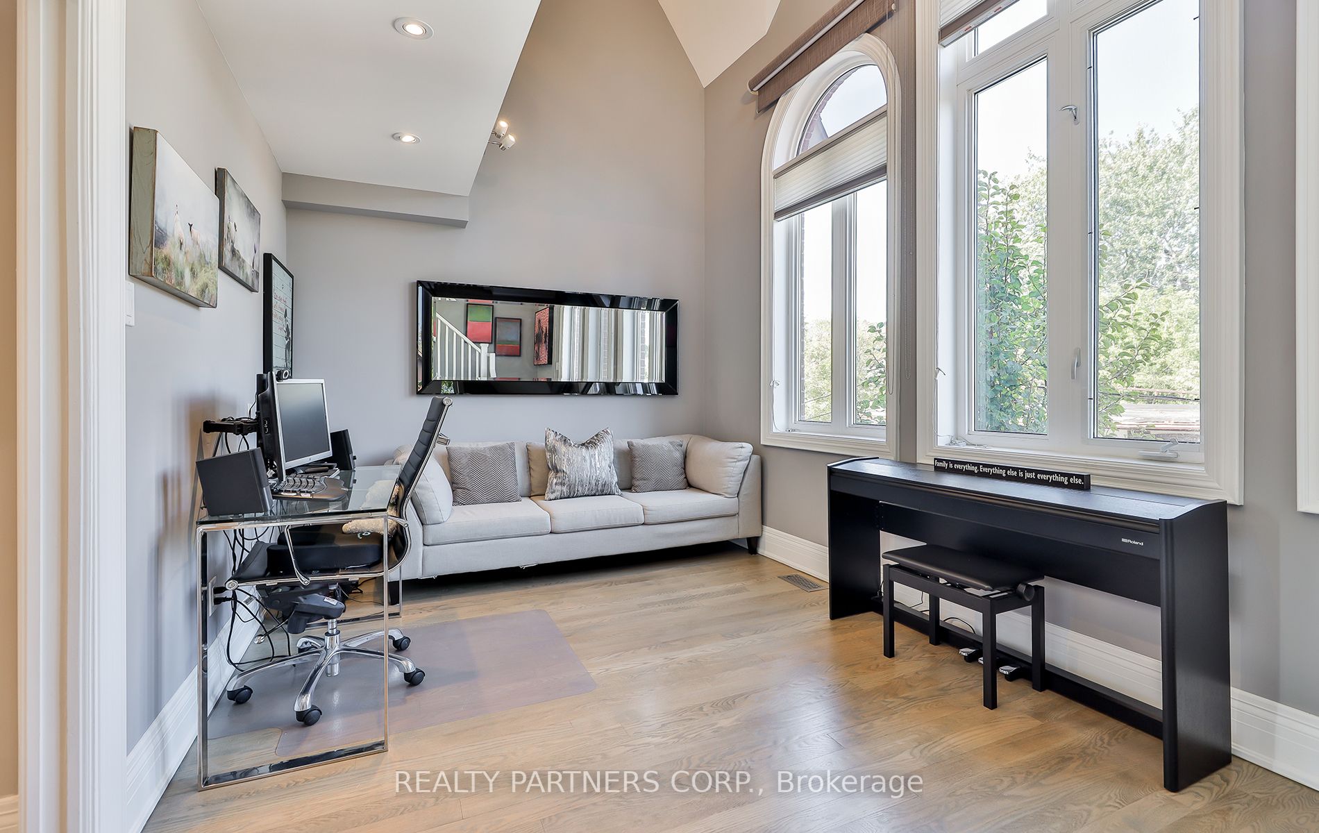 109 Sears St