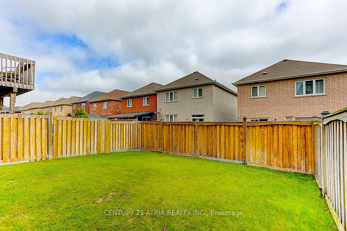 21 Shapland Cres