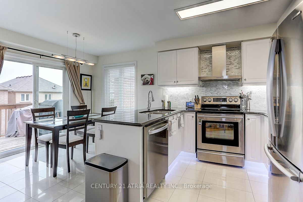 21 Shapland Cres