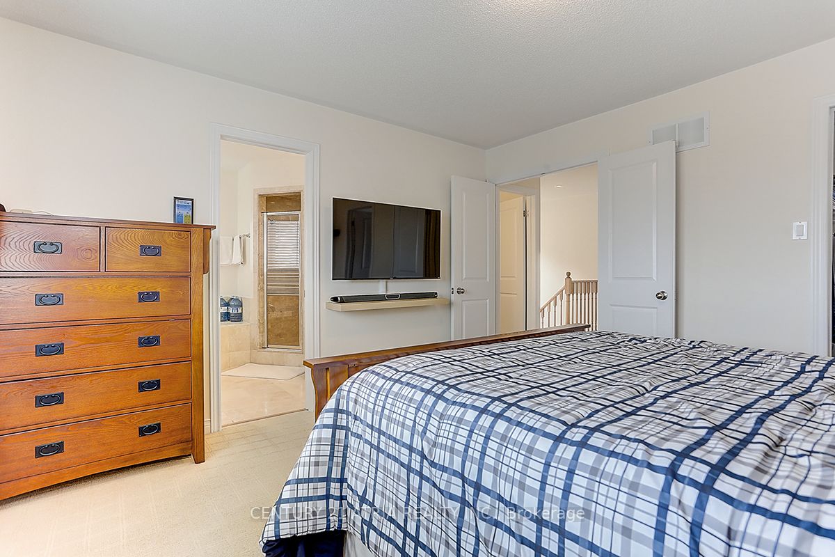 21 Shapland Cres
