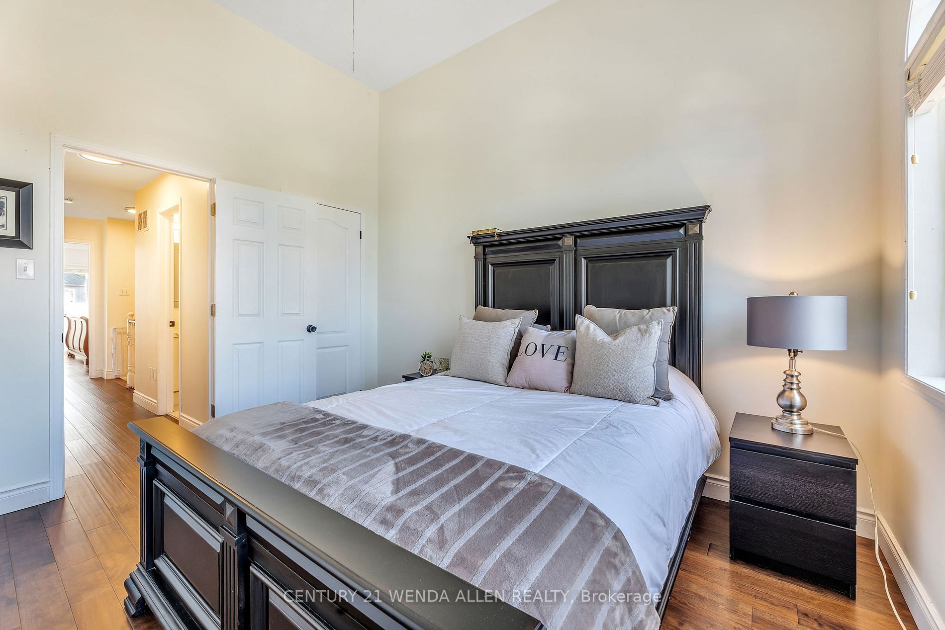 10 Harmer Dr