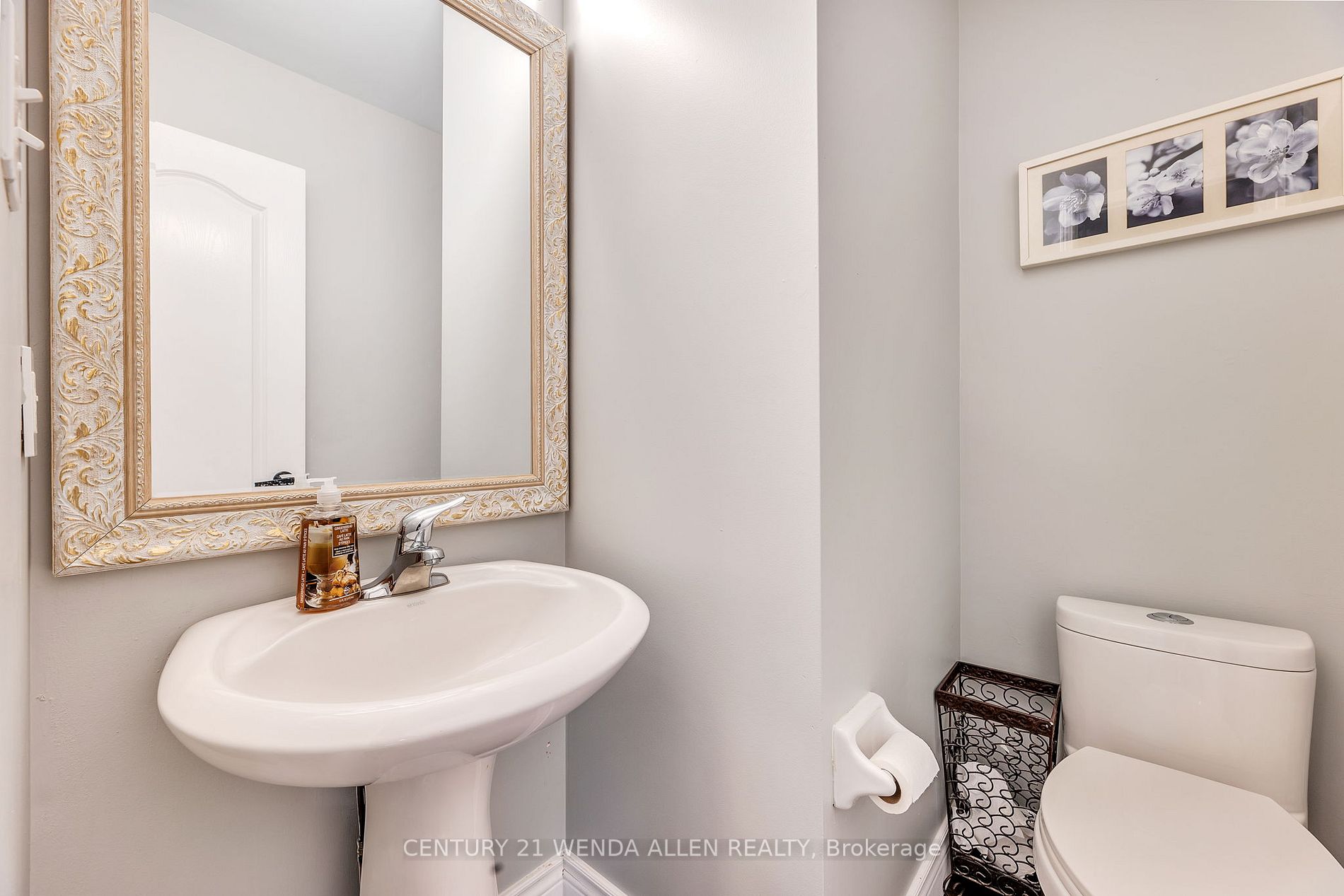 10 Harmer Dr
