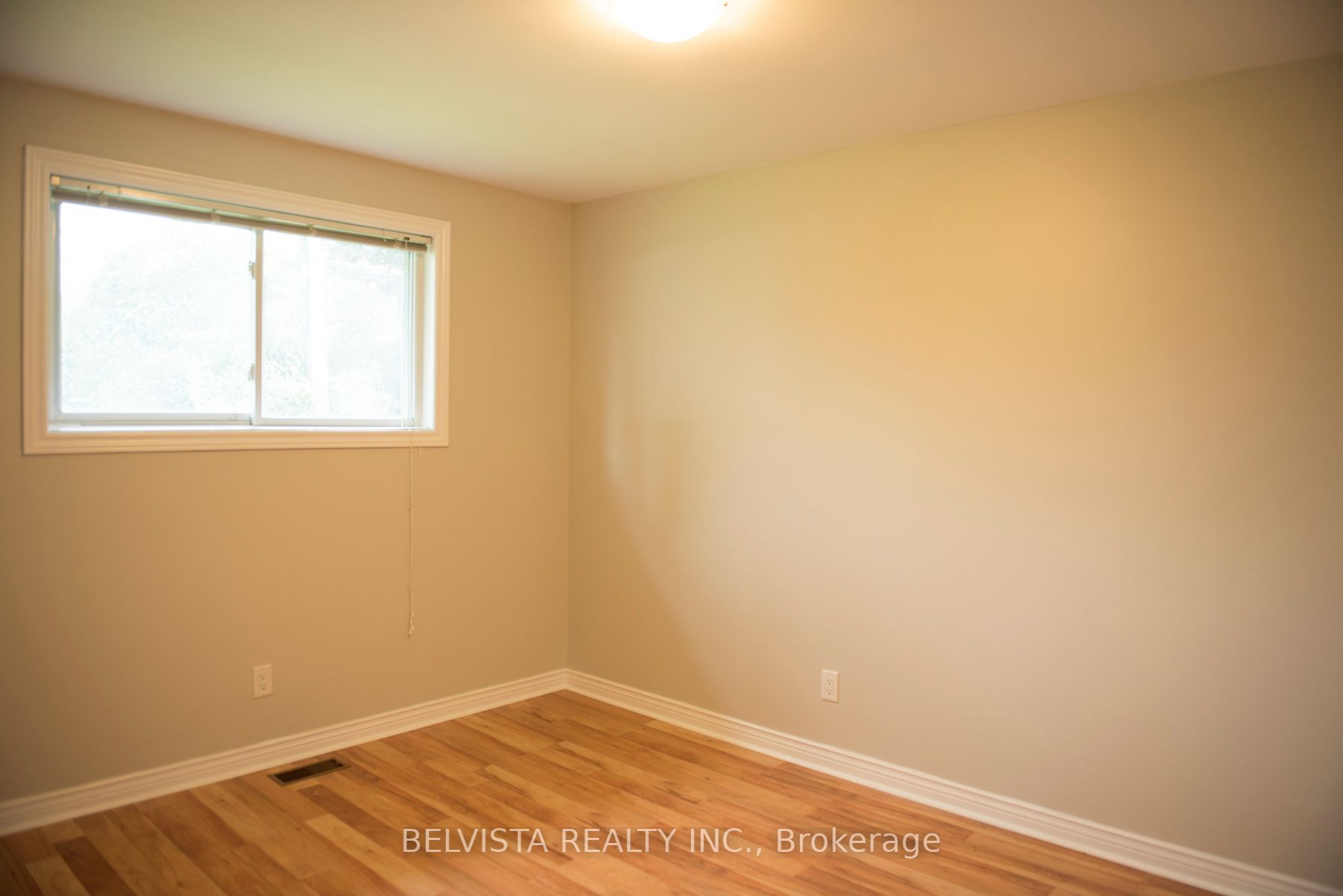 50 Dreyer Dr E
