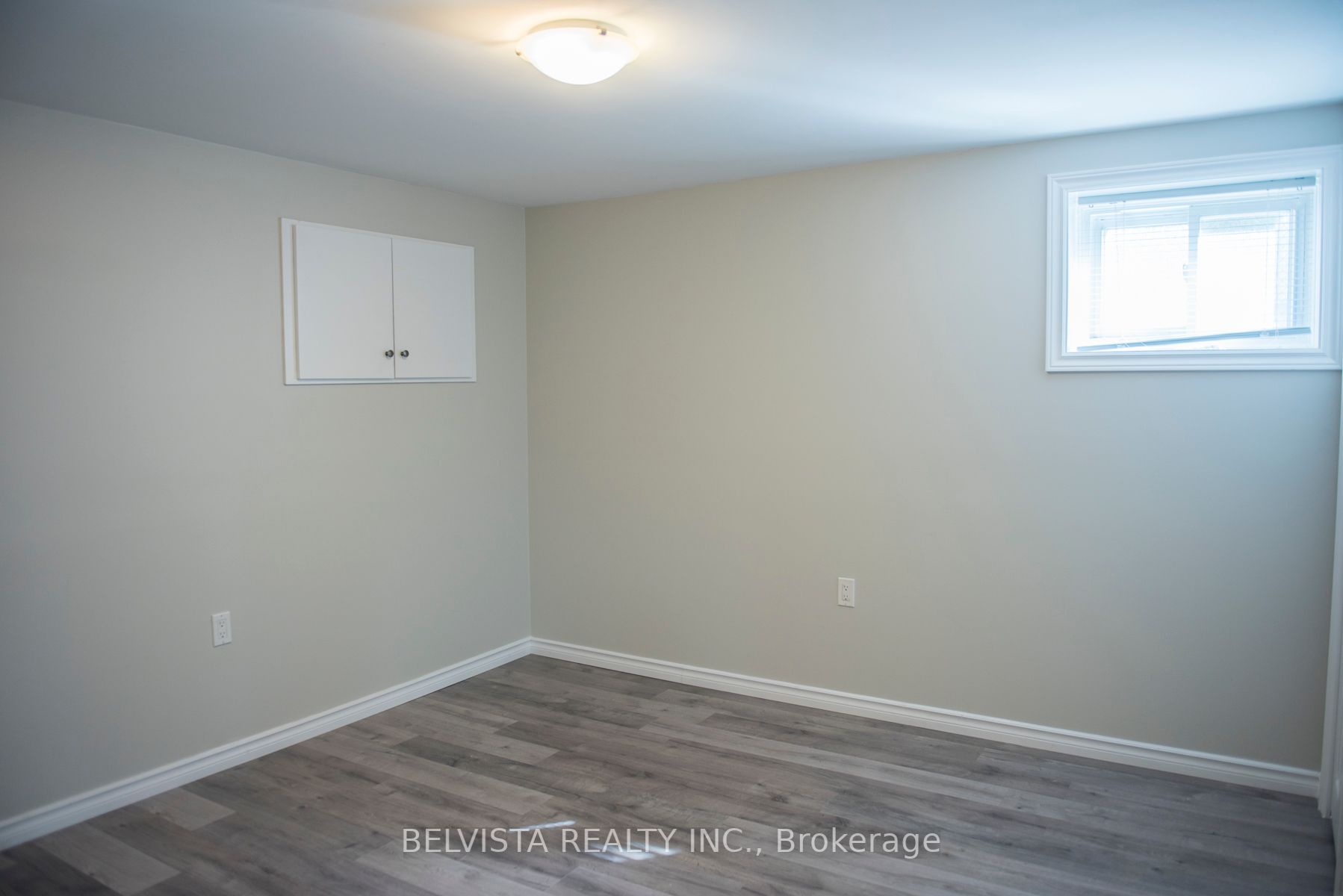 50 Dreyer Dr E