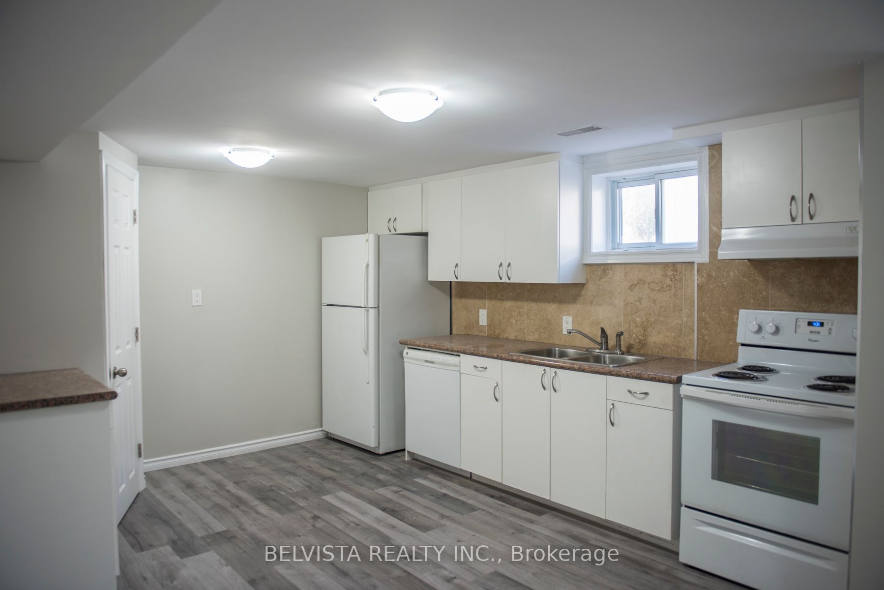 50 Dreyer Dr E