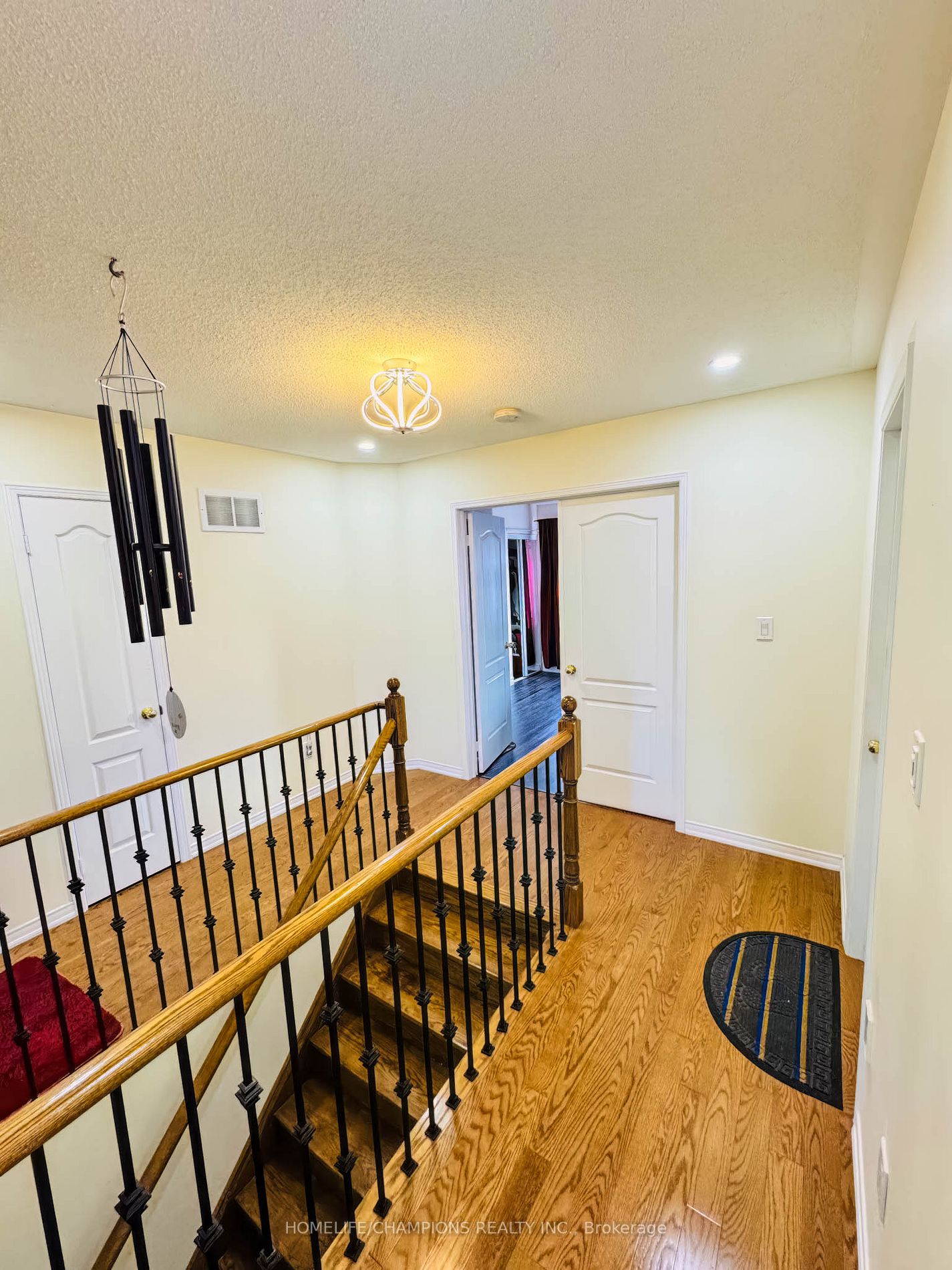 86 Carpendale Cres E