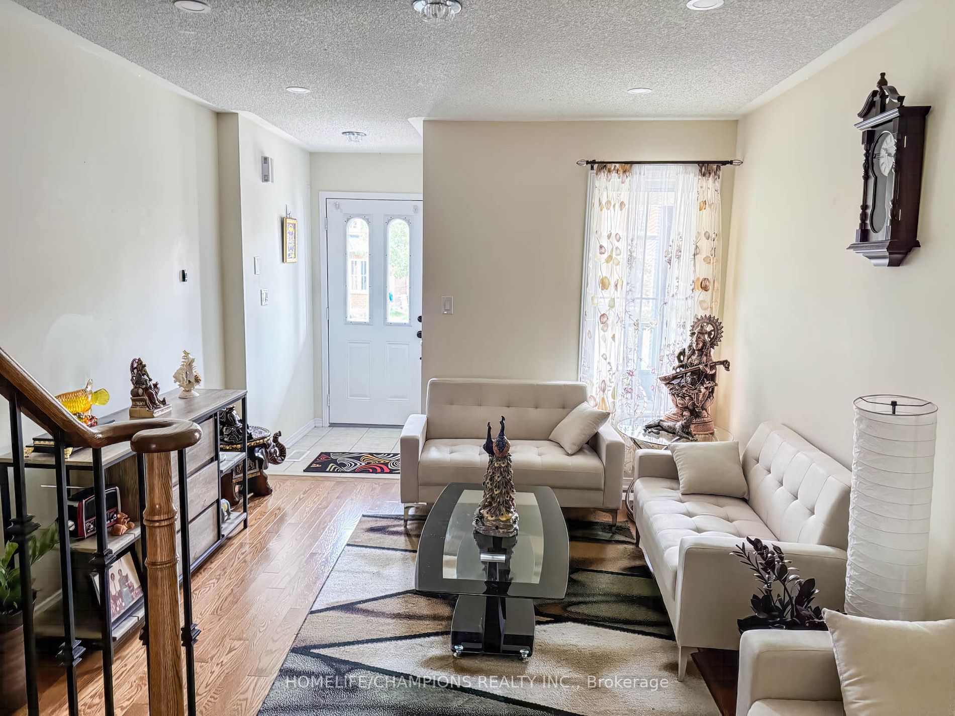 86 Carpendale Cres E