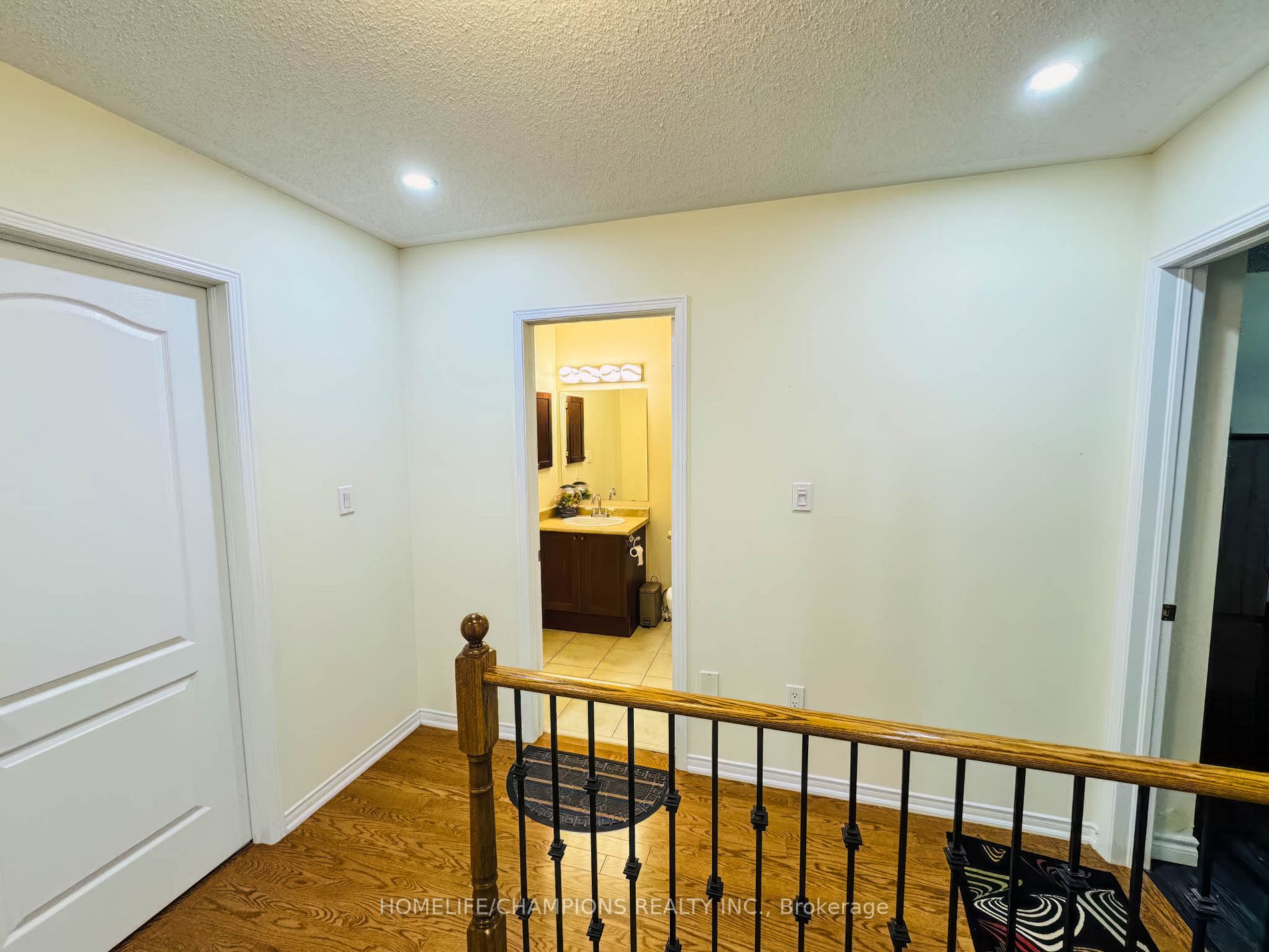86 Carpendale Cres E