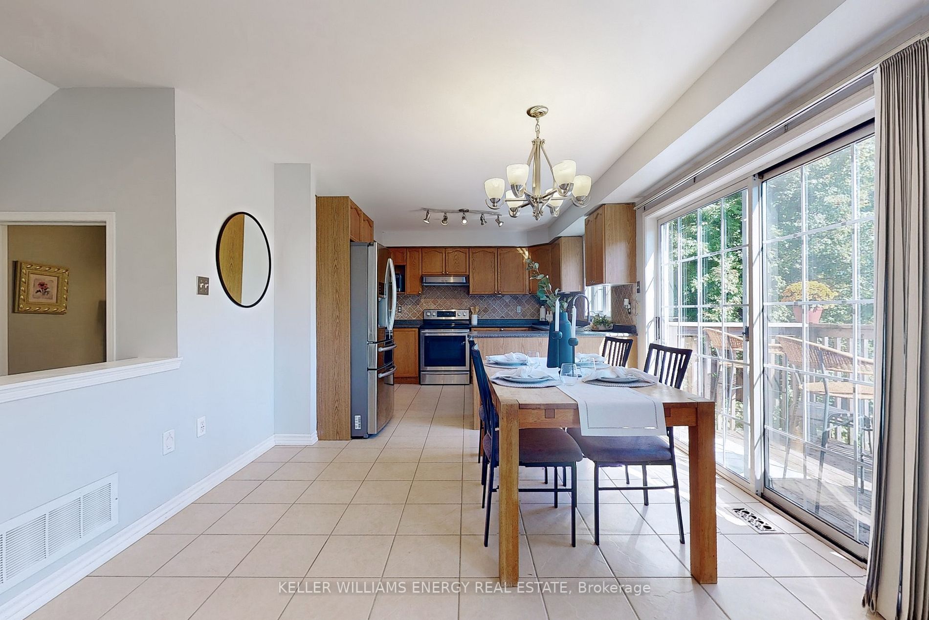 17 Bradbury Cres