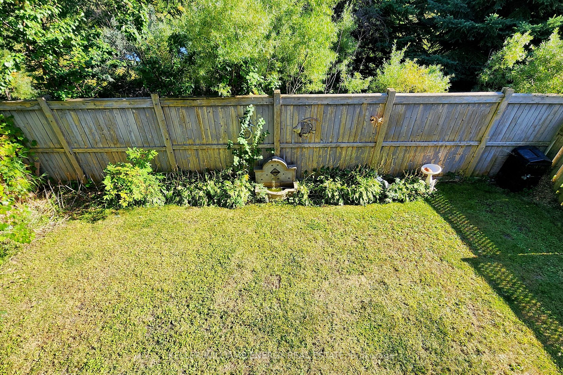 17 Bradbury Cres
