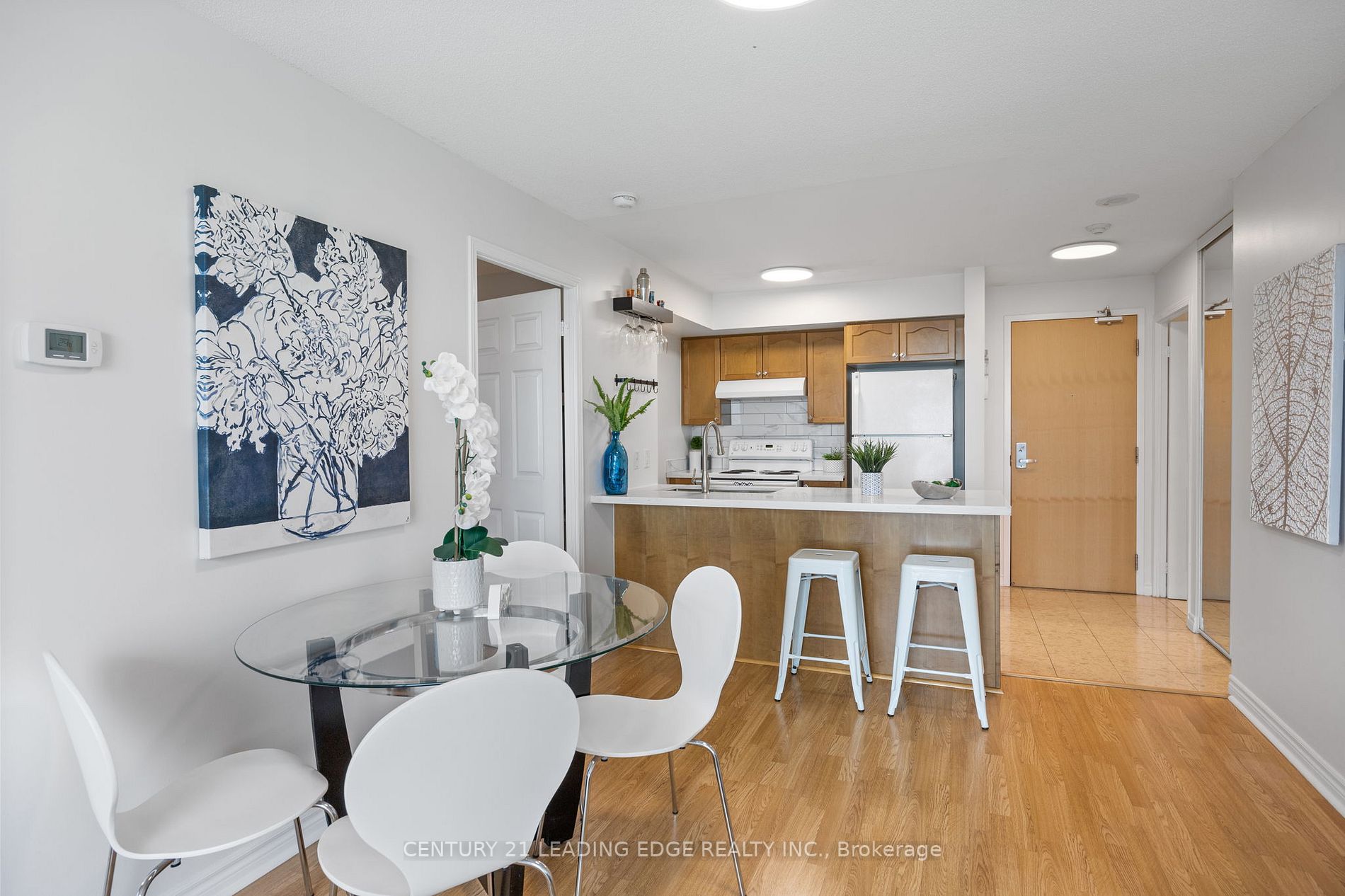 68 Grangeway Ave, #1708