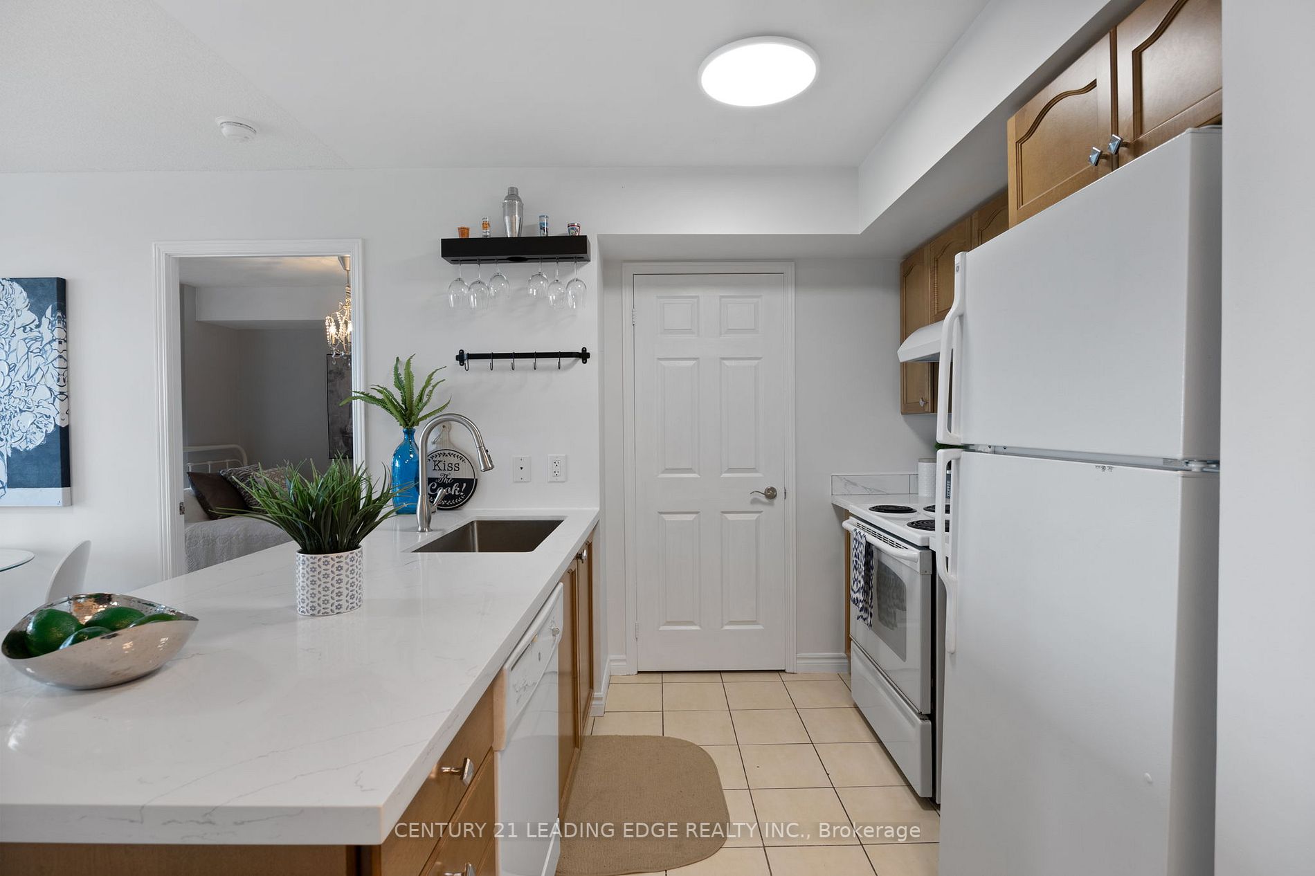 68 Grangeway Ave, #1708