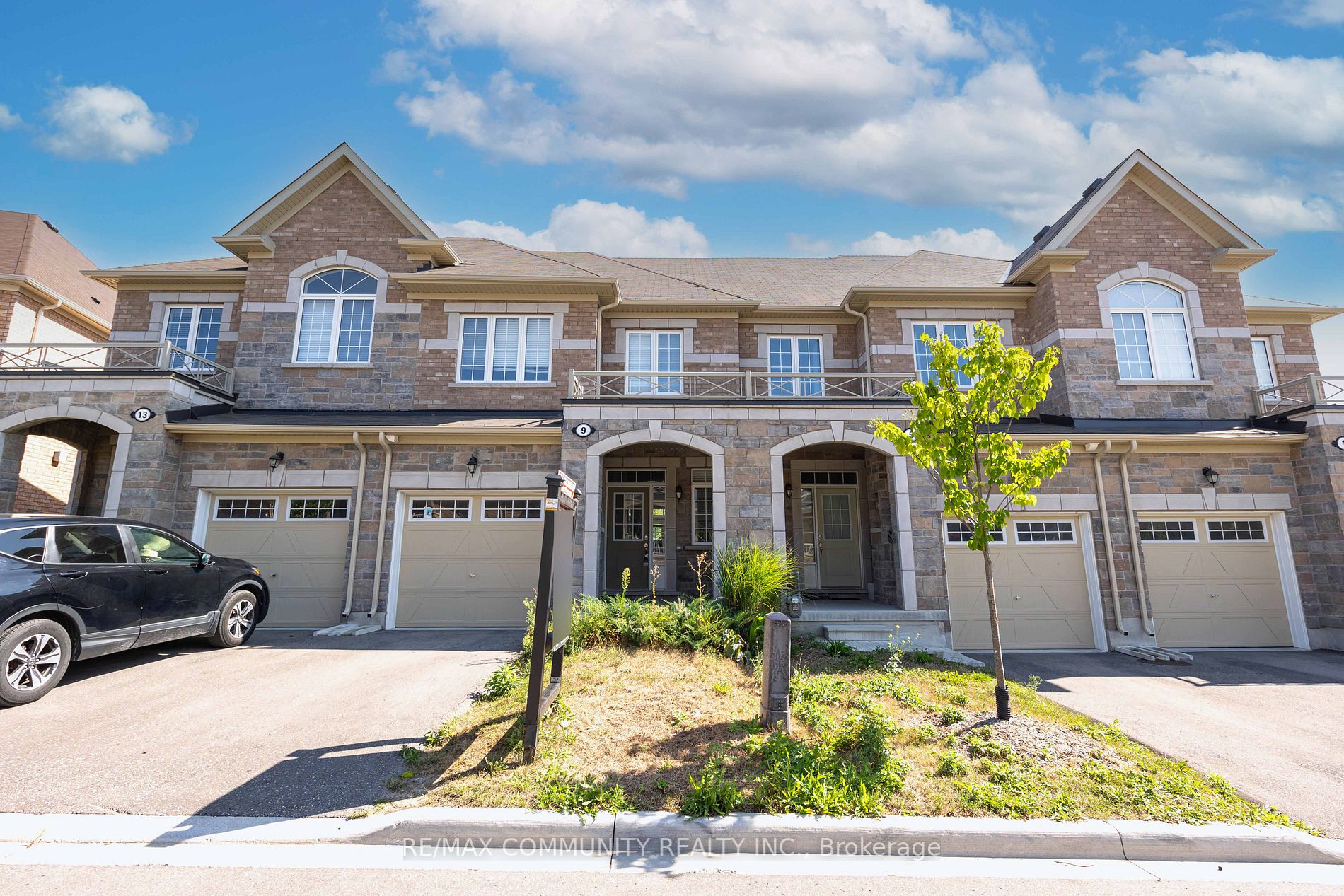 9 Brent Cres