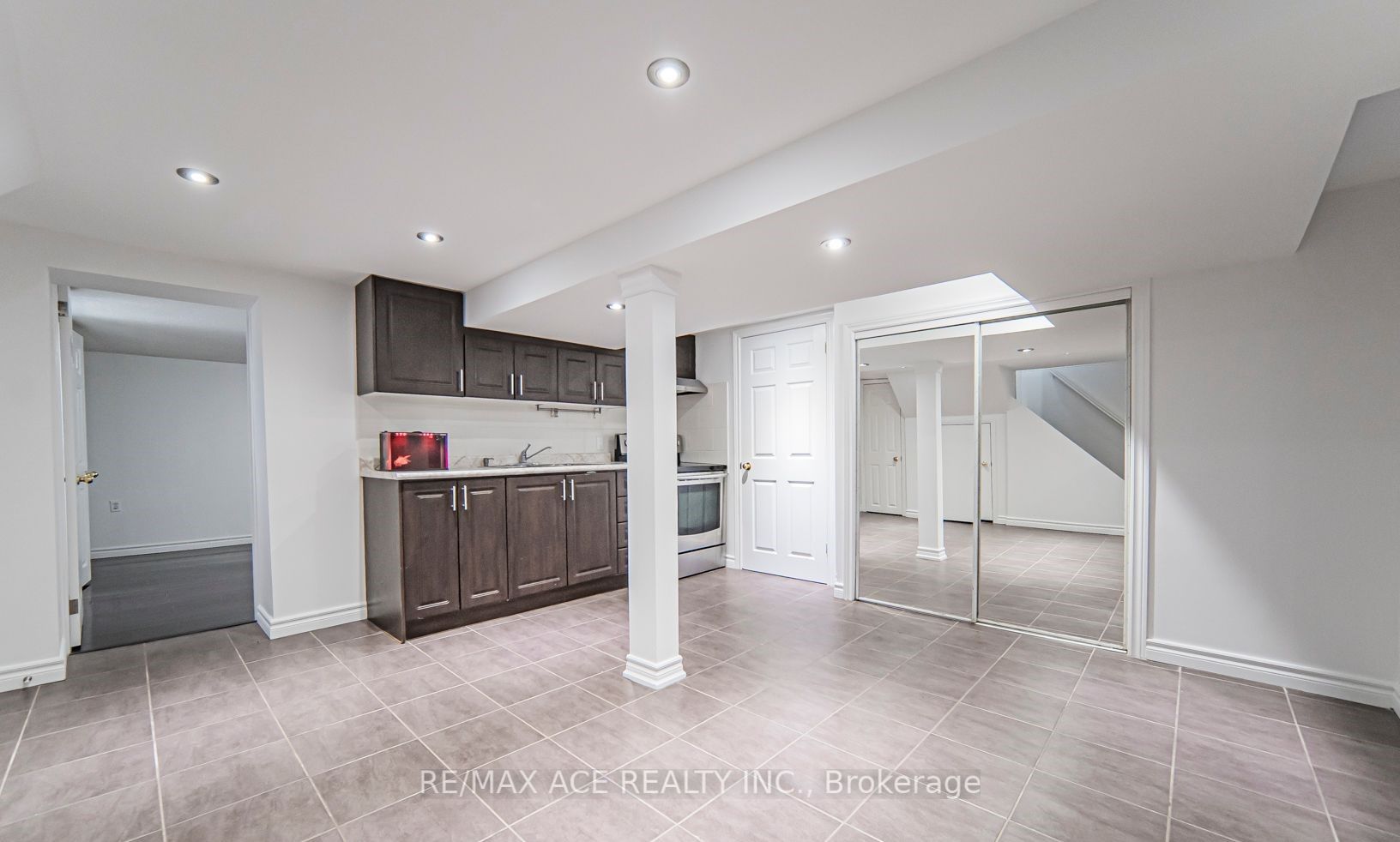 98 Canlish Rd, #Bsmt