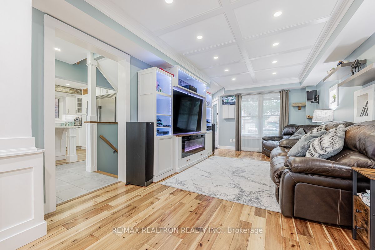 48 Sable Crescent