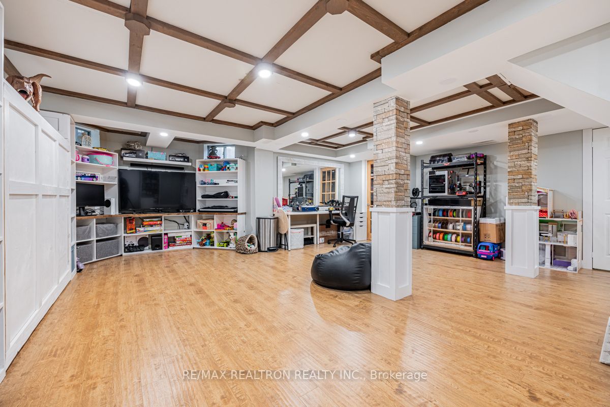 48 Sable Crescent