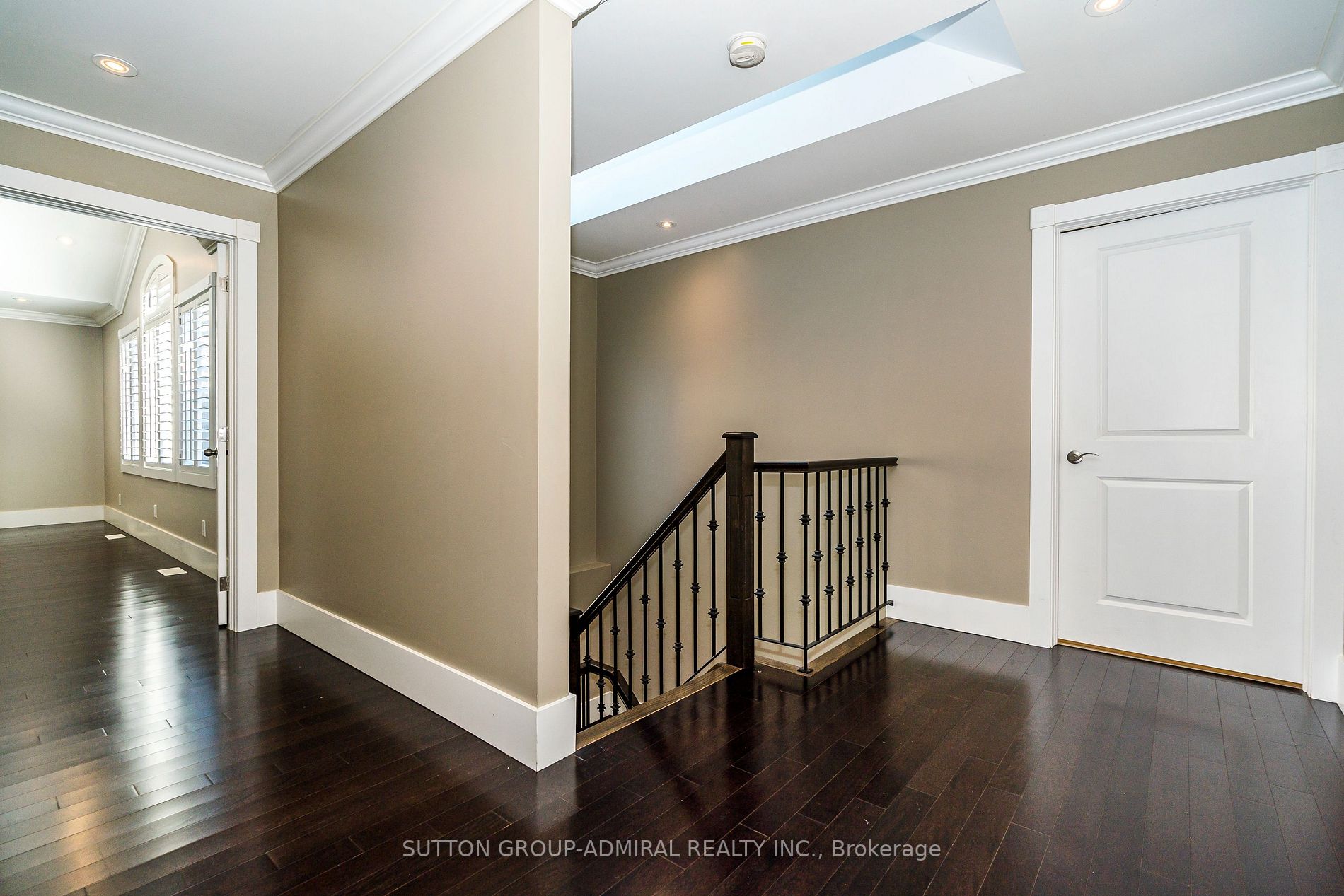 6 Duncombe Boulevard