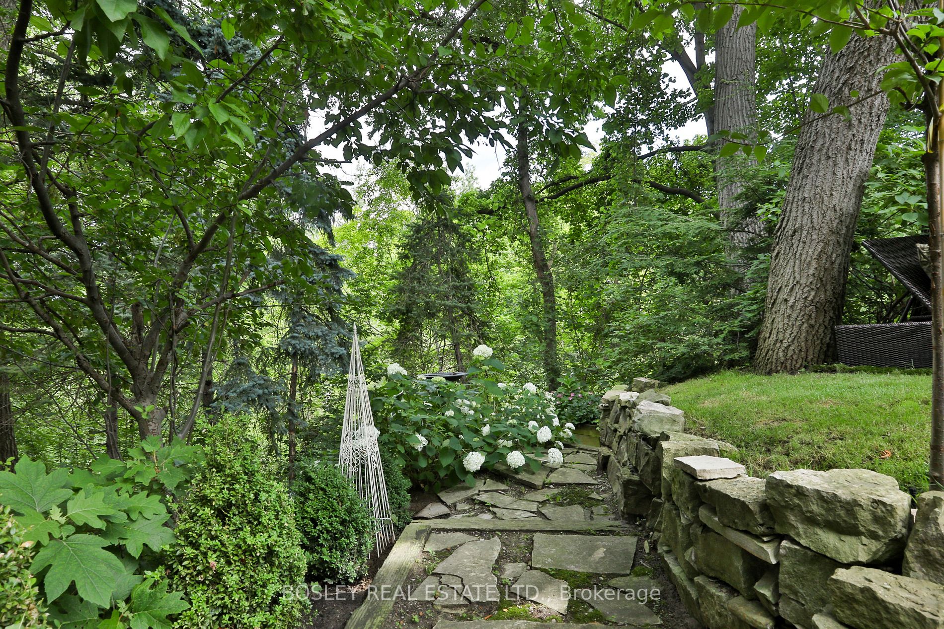 452 O'Connor Drive