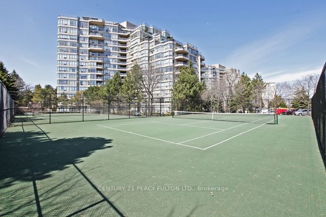 10 Guildwood Parkway, #923