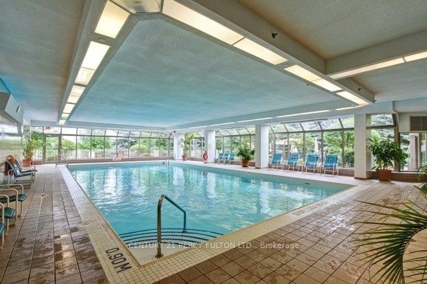 10 Guildwood Parkway, #923