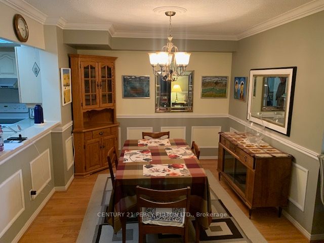 10 Guildwood Parkway, #923