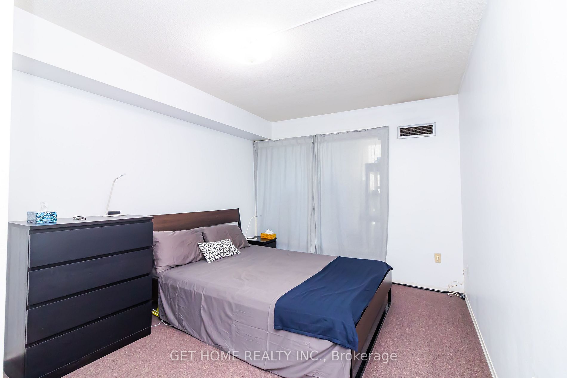3233 Eglinton Ave E, #511