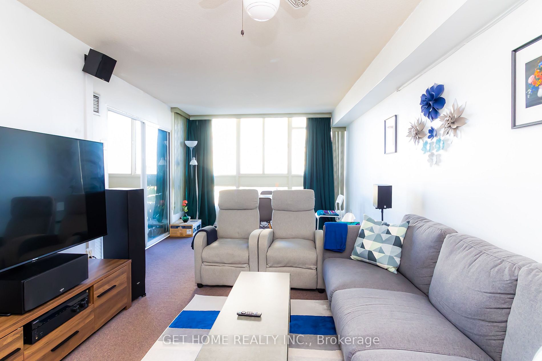 3233 Eglinton Ave E, #511