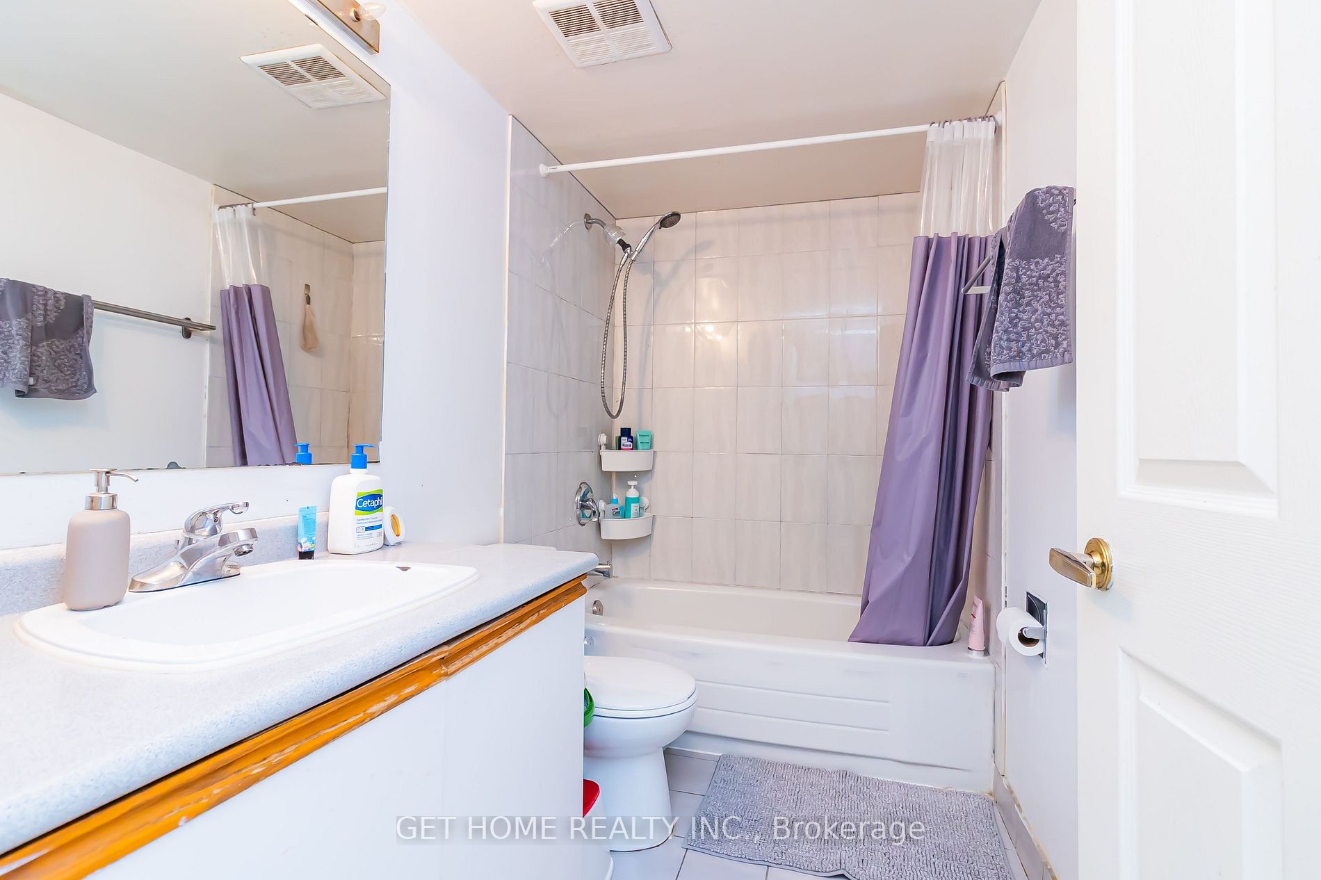 3233 Eglinton Ave E, #511