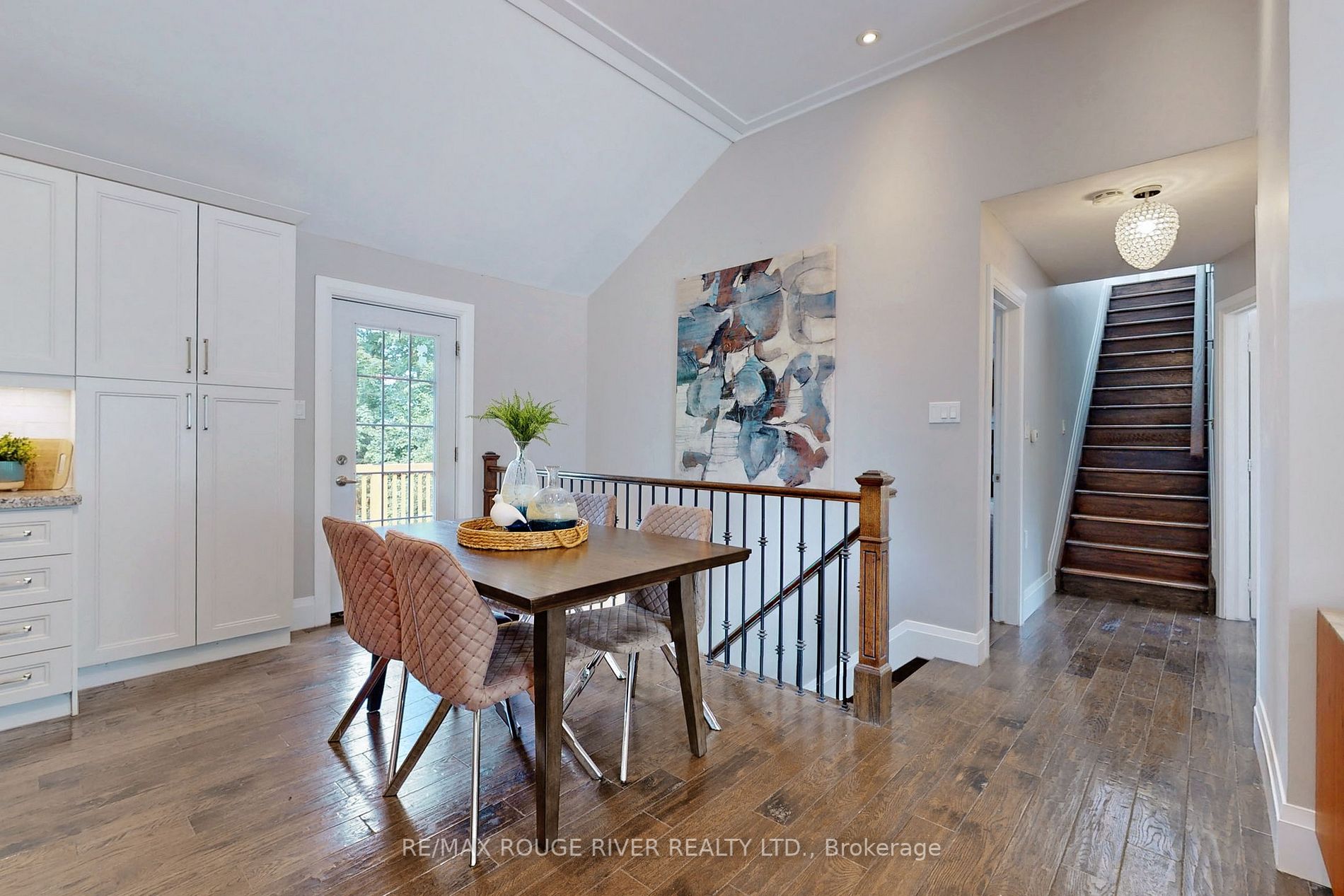 181 Ridgewood Road