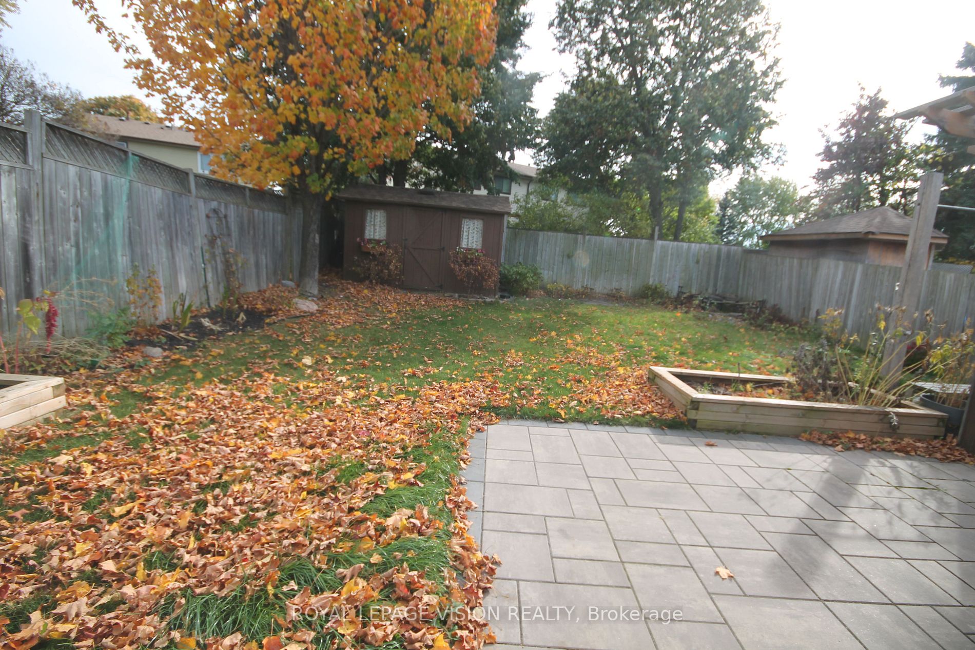 1133 Norman Cres